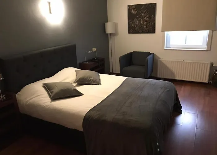 Le 1815 Hotel Waterloo